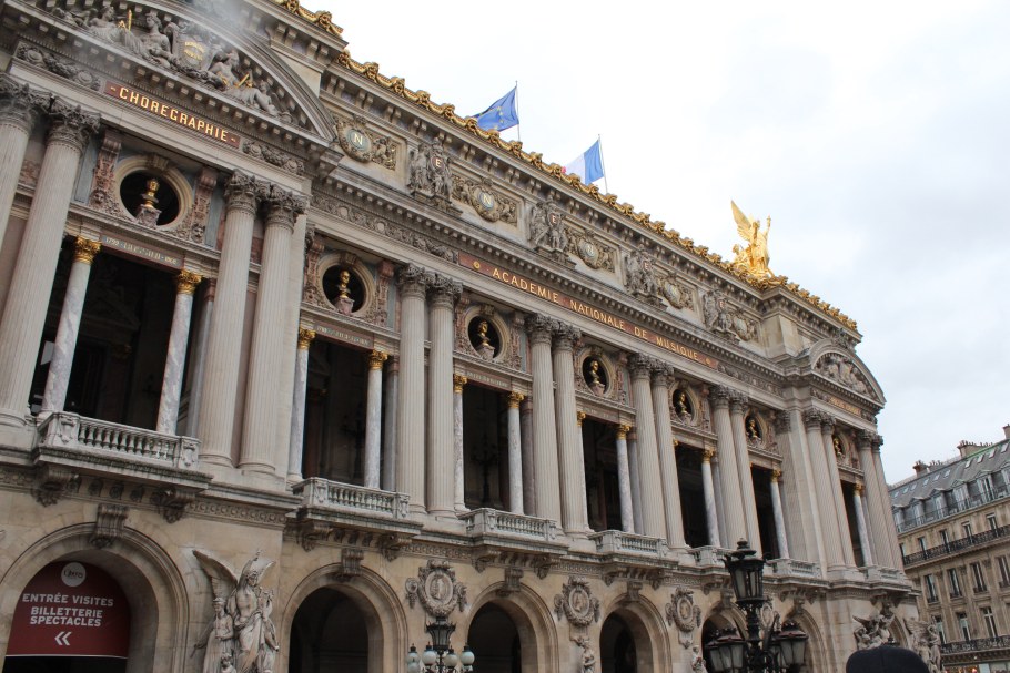 Церковь Мадлен фронтон