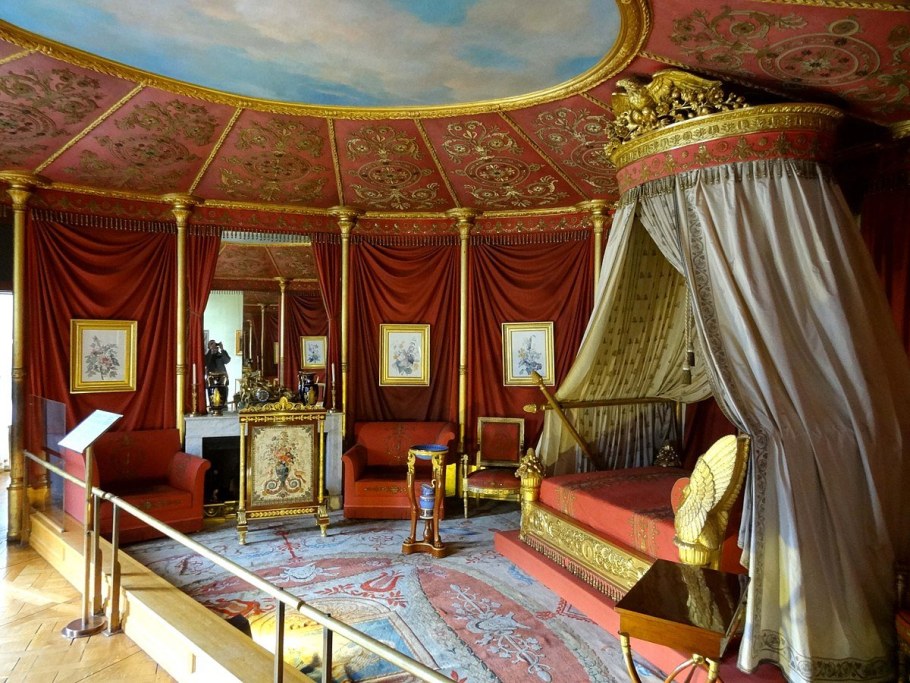 Мальмезон дворец