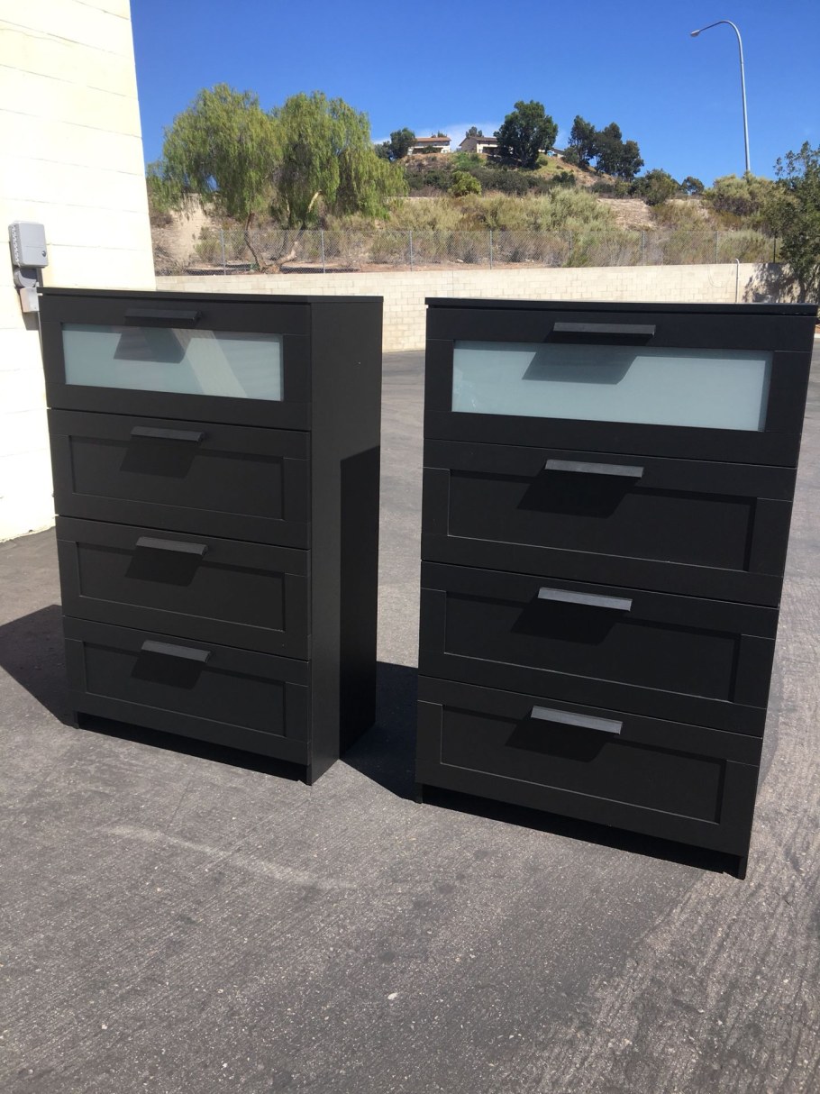 Комод БРИМНЭС черный 4 ящика