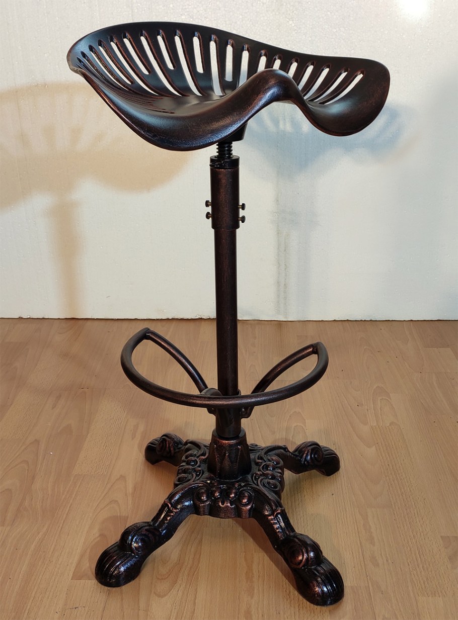 Чугунный стул