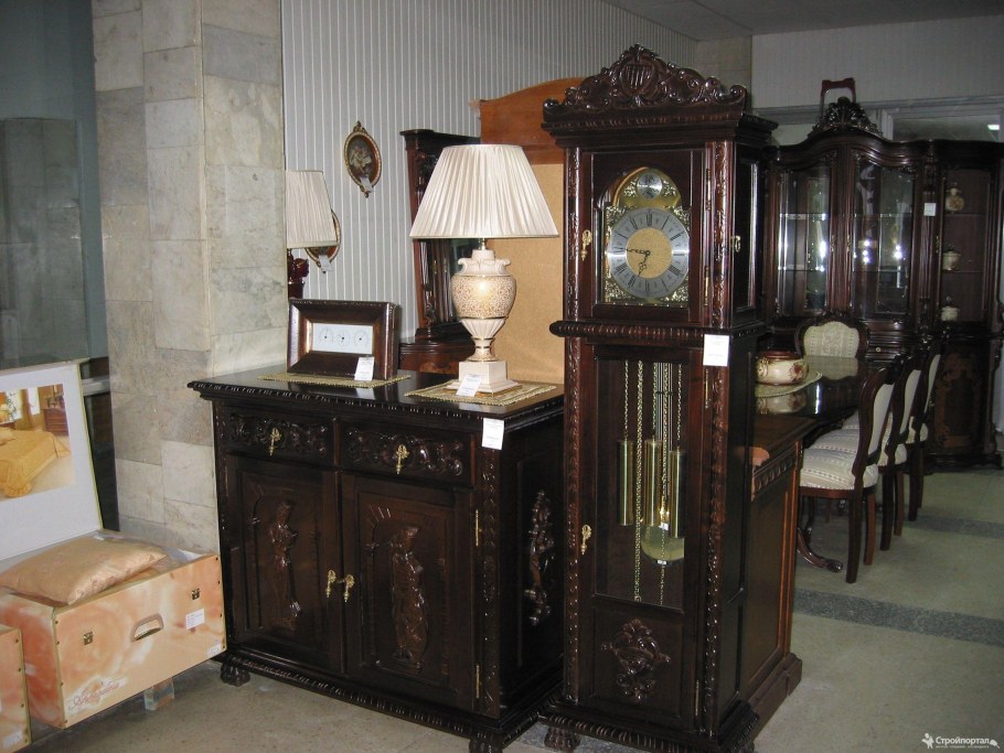 Румынская мебель испанский Ренессанс