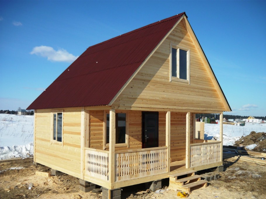 Баня дом 6х6 с мансардой и верандой из бруса под ключ