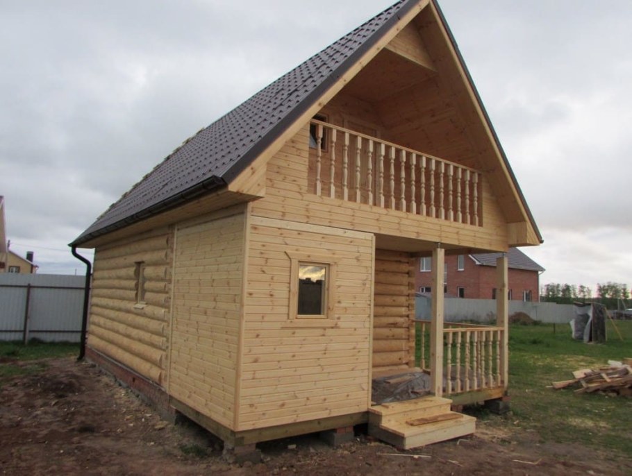 Баня 4х6 с мансардой и верандой