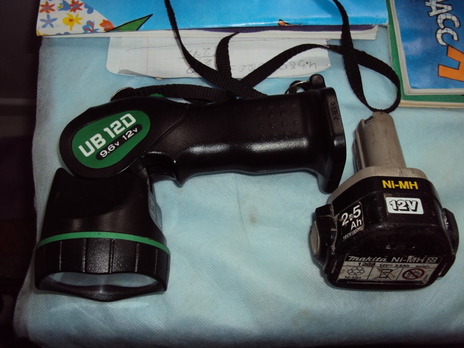 Лампочка к фонарю Hitachi ub12d