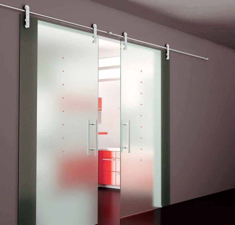 Цельностеклянные раздвижные двери