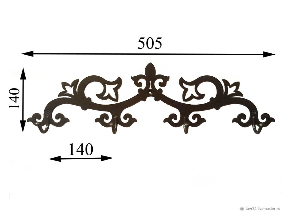 Вешалка настенная резная