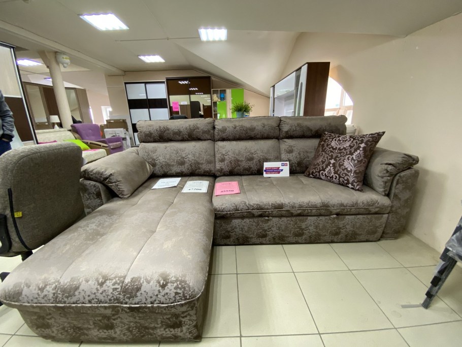 ЗЗ комода диваны