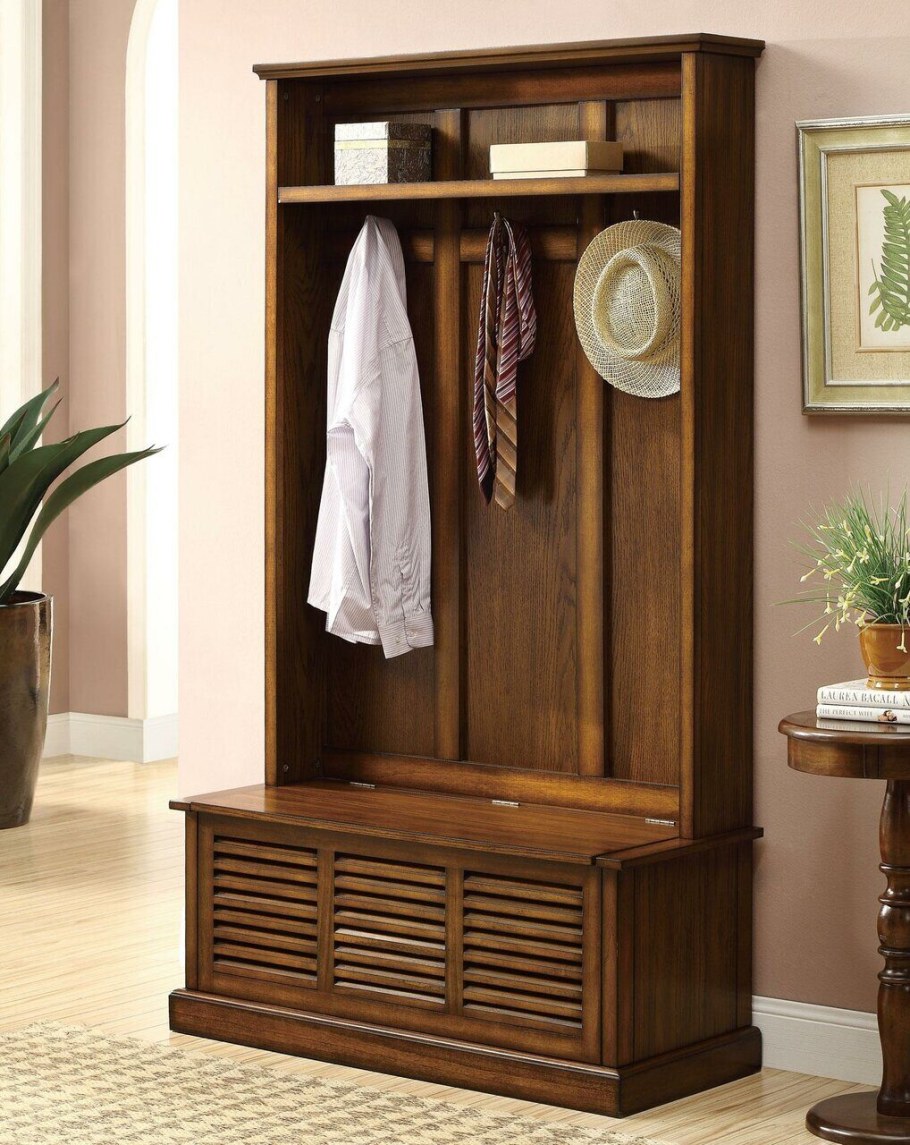 Вешалка в прихожую