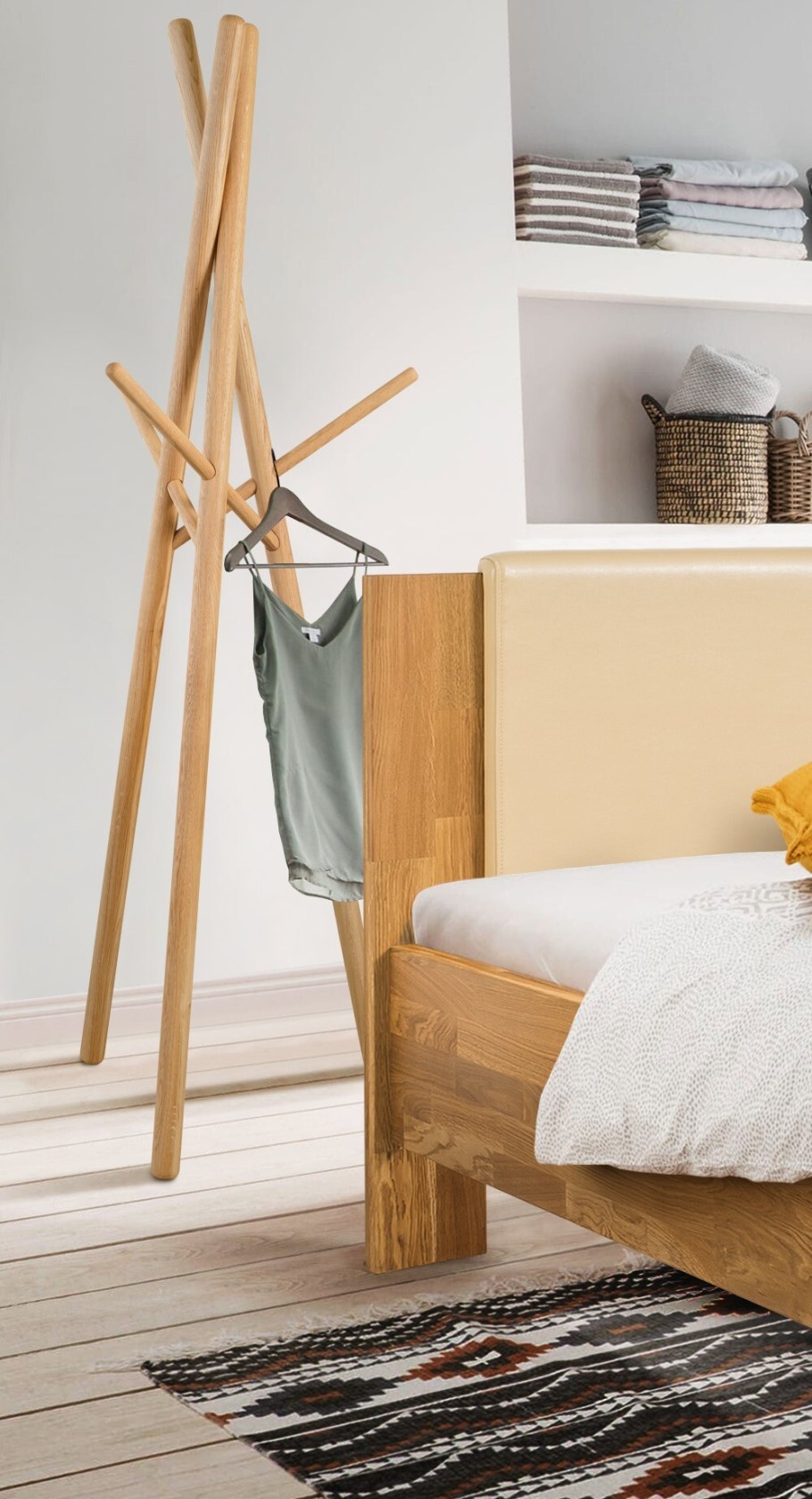 Вешалка массив дуба