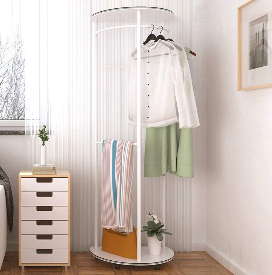 Угловая напольная вешалка