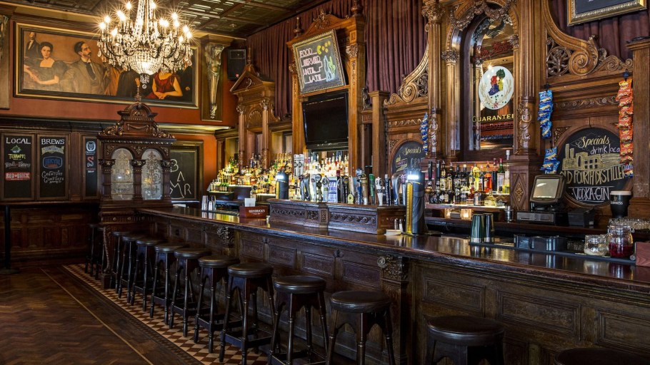 Английский паб 19 века