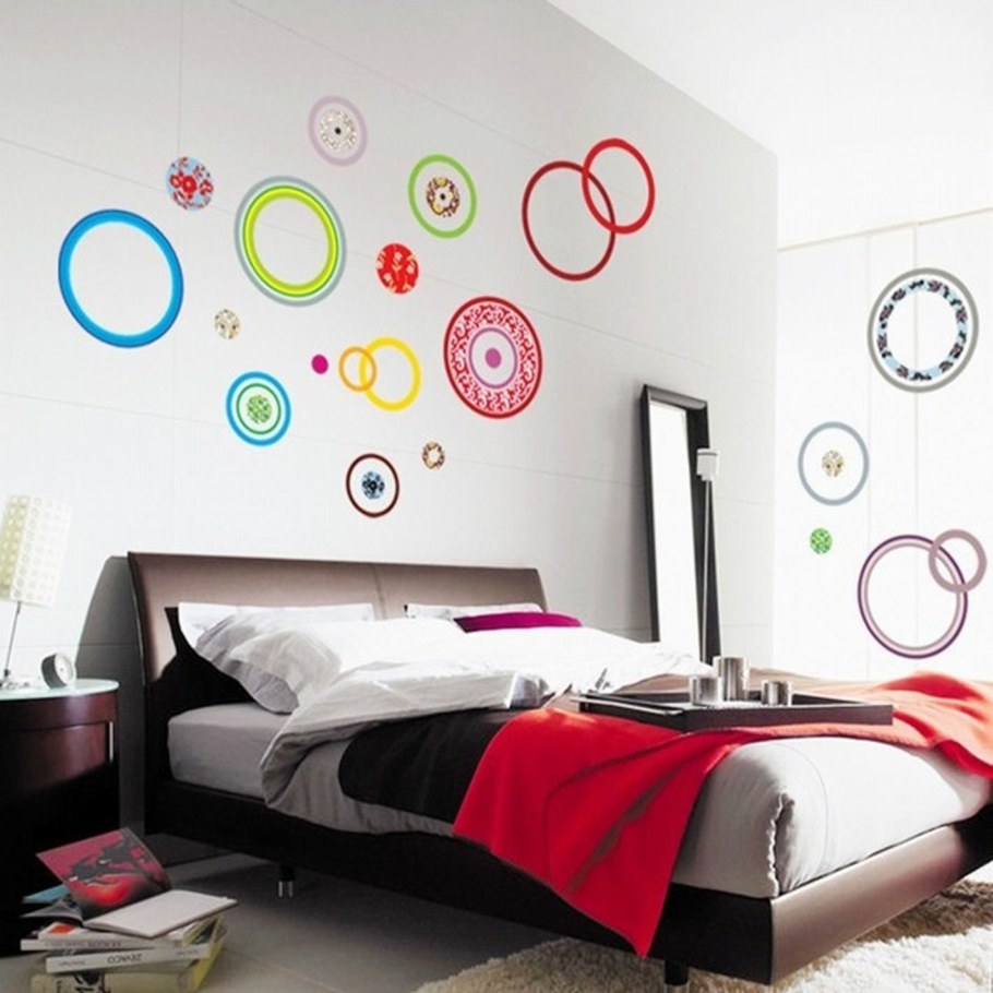 Обои круги в интерьере спальни