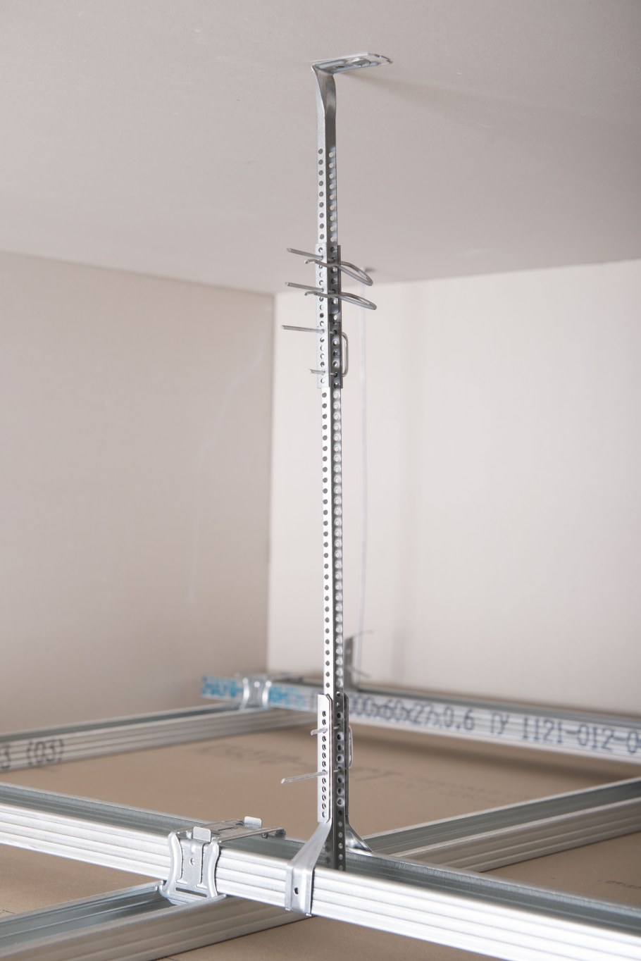 Подвес Кнауф нониус верхняя часть 500 мм