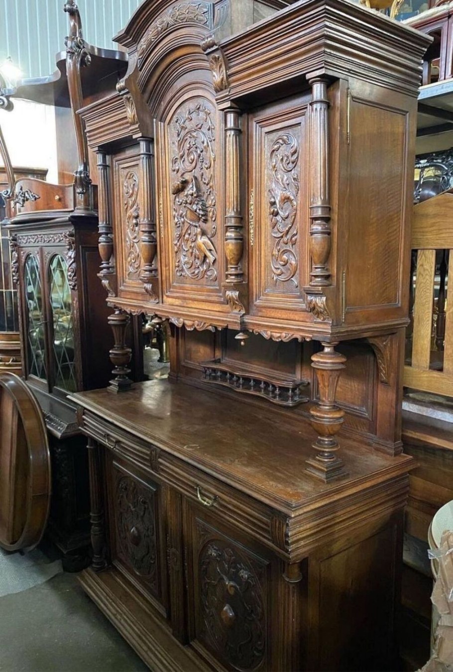 Винтажный буфет