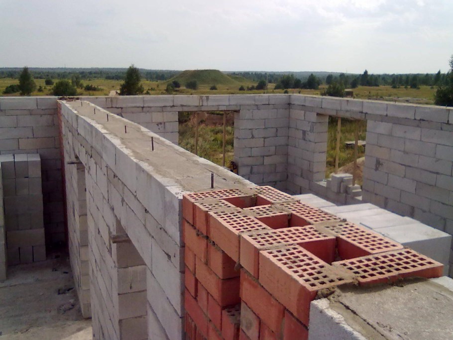 Армопоясс плитой перектия