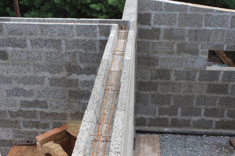 Арболит под армопояс