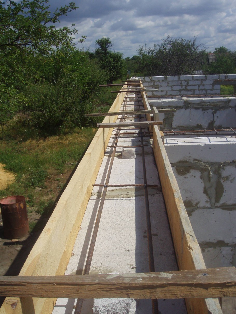 Армопоясс плитой перектия