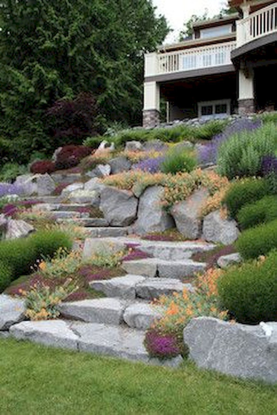 Ландшафт участка на склоне