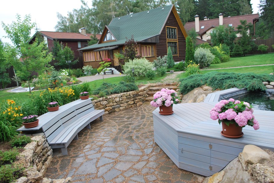 Обустройство участка с небольшим уклоном