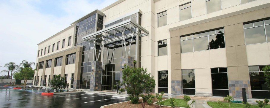 Современные фасады больниц