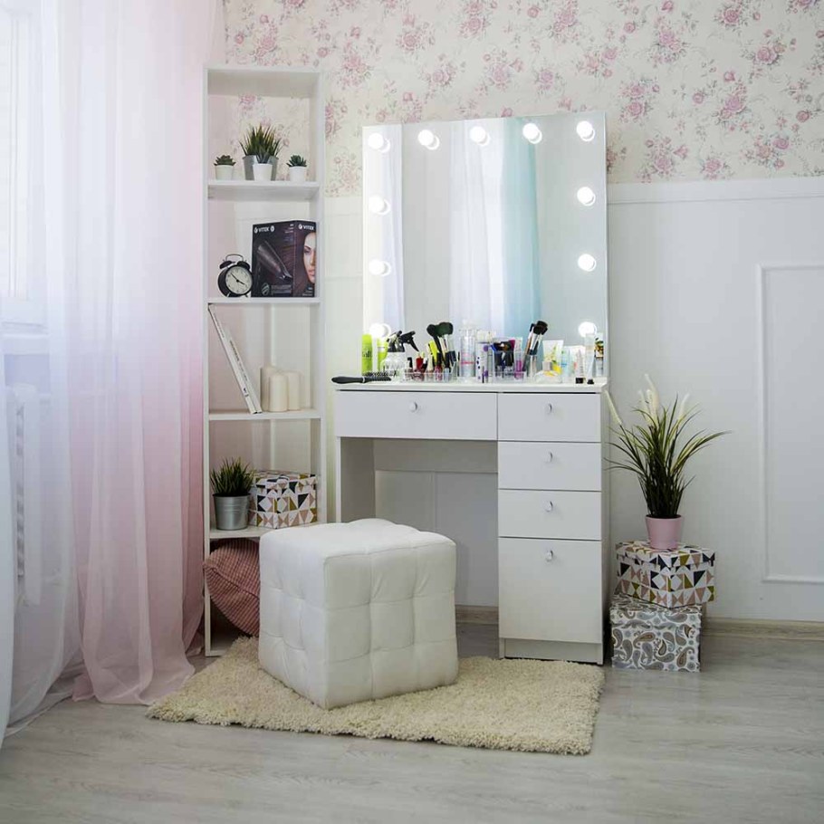 Ikea гримерный столик