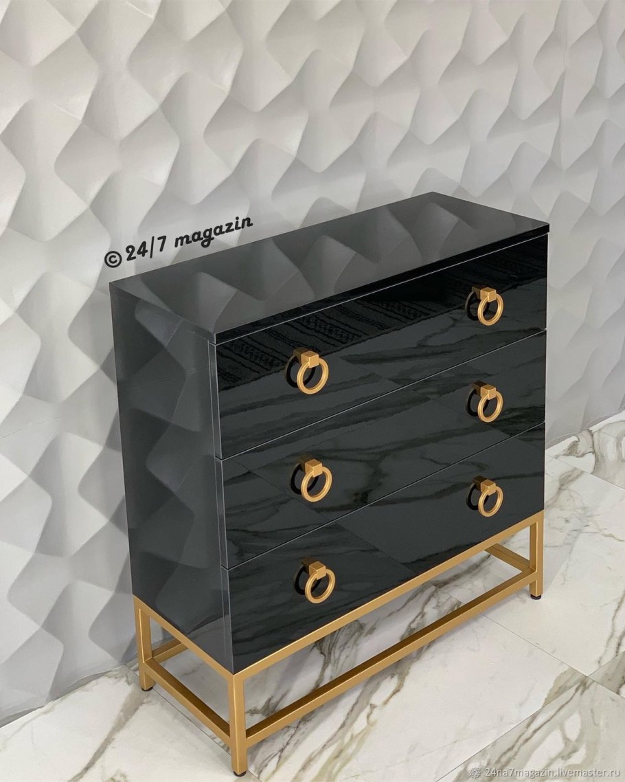 Комод Королева