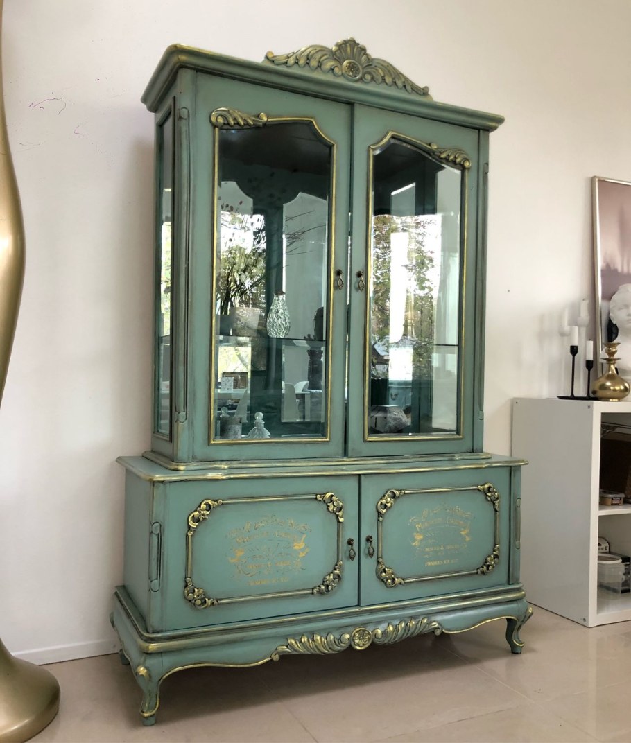 Старый буфет