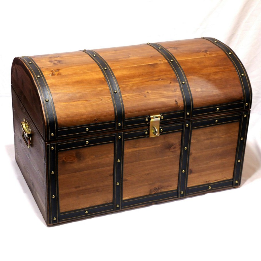 Сундук напольный