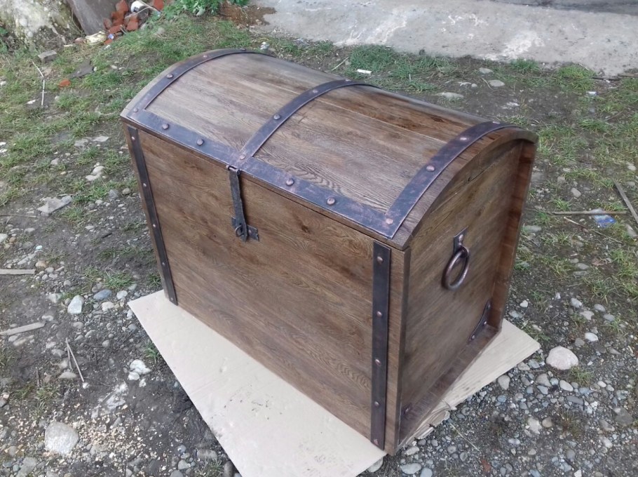 Сундуки из Дубай