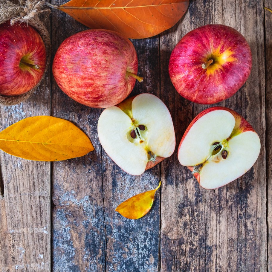 Осень яблоки