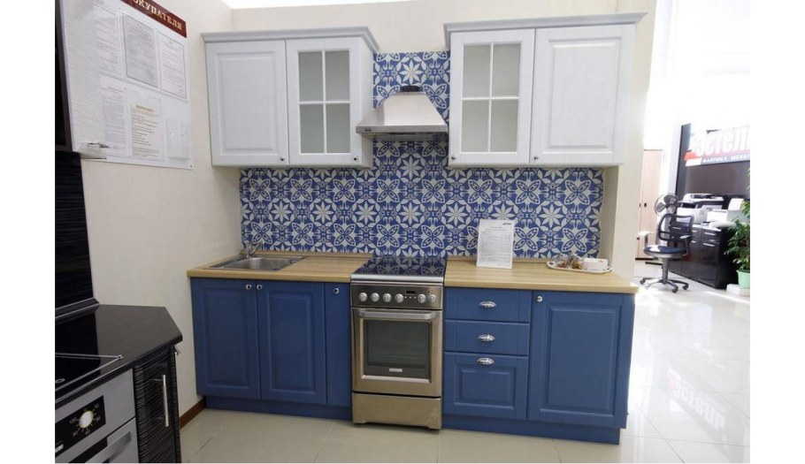 Фасад Роял Вуд джинс