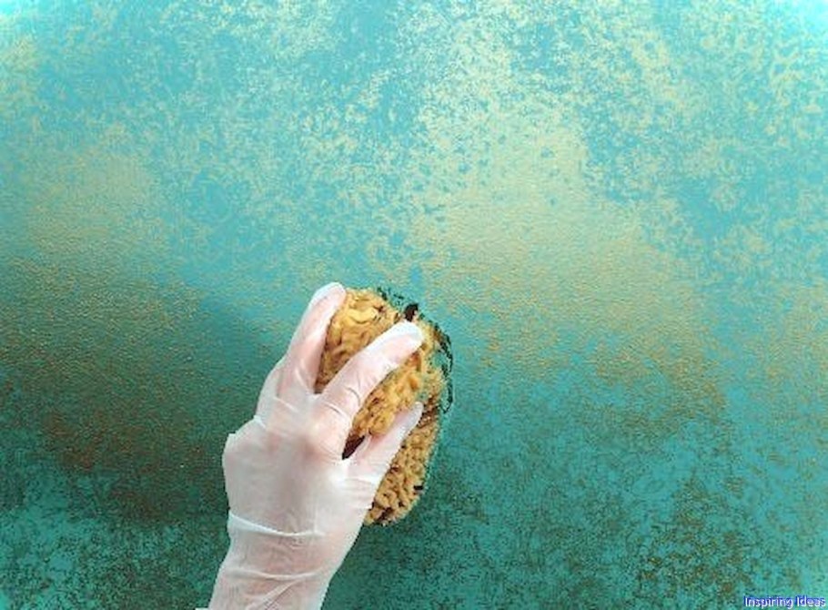 Декоративная покраска стен губкой