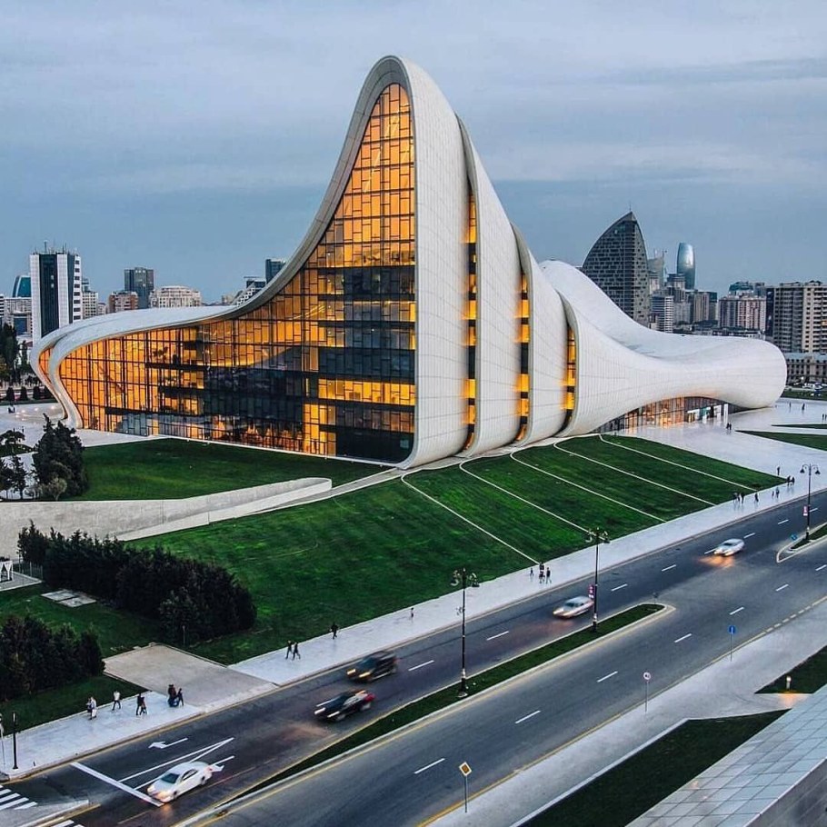 Музей Гейдара Алиева в Баку