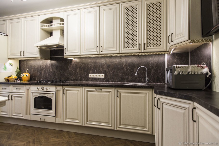 Кухня Венеция массив дуба