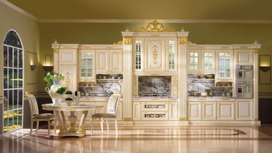 Кухня Версаче белая с золотом