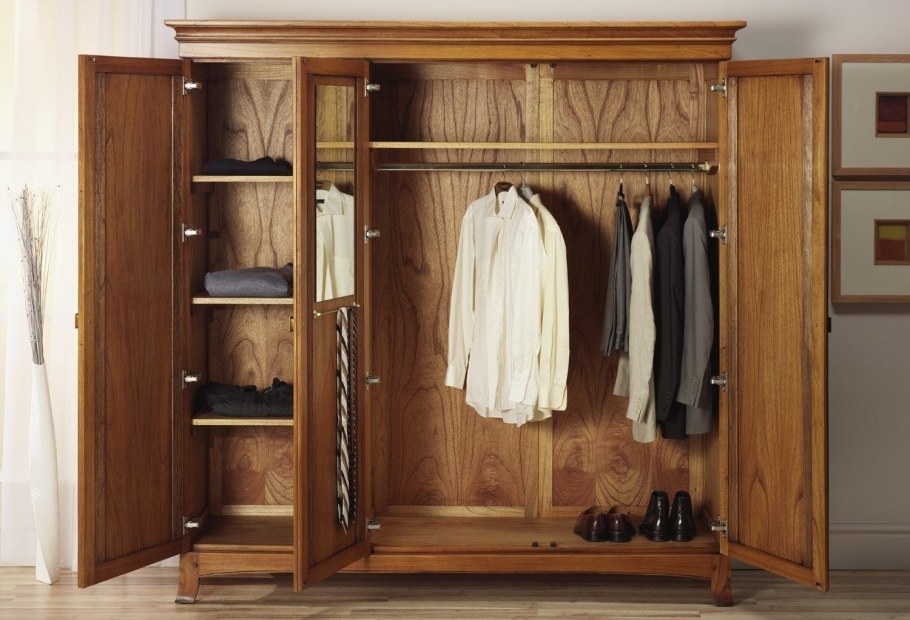 Шкаф для одежды