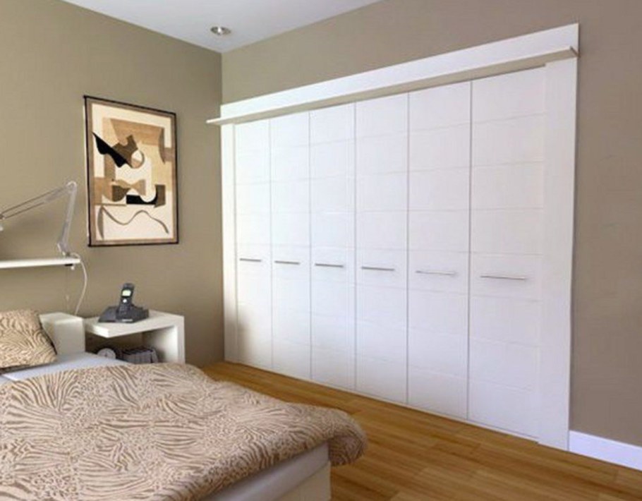 Встроенный шкаф в спальне