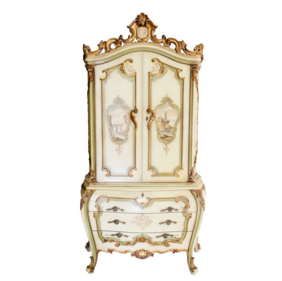 Шкаф в стиле Барокко