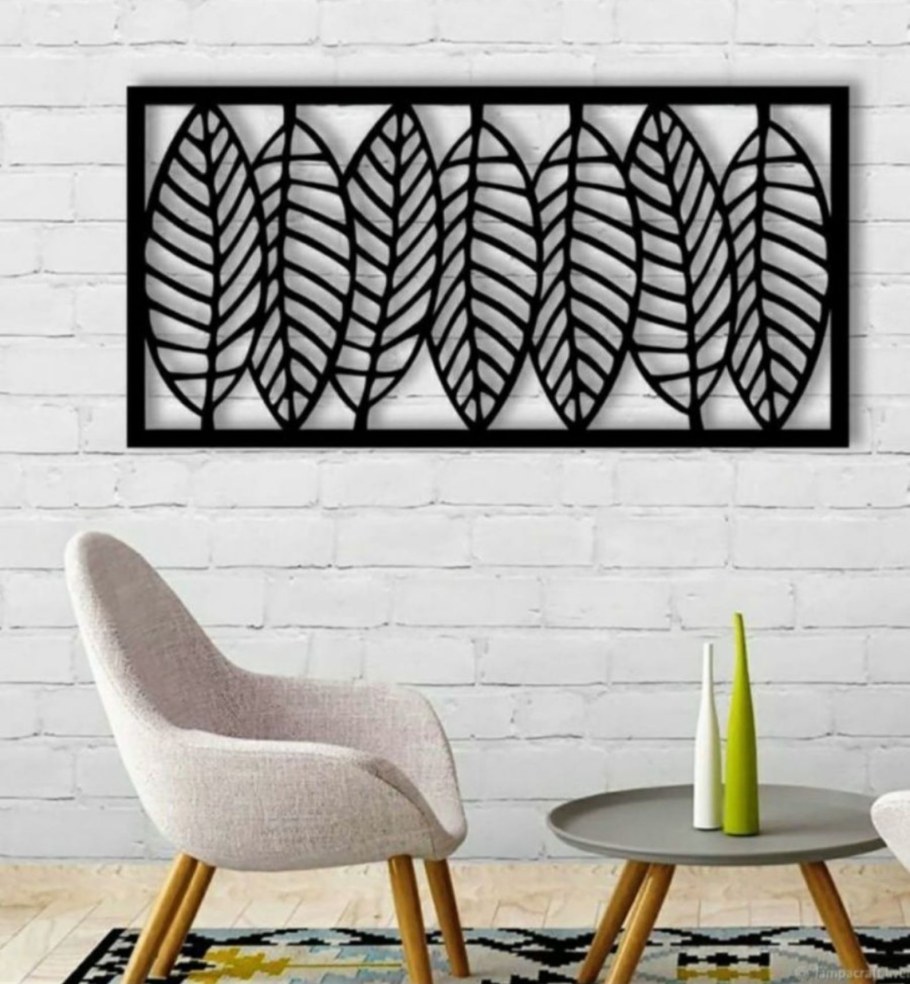 Настенный декор из металла