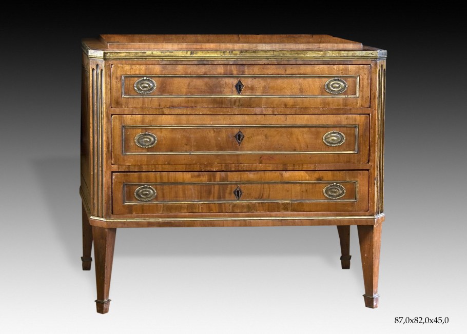 Жакоб комод