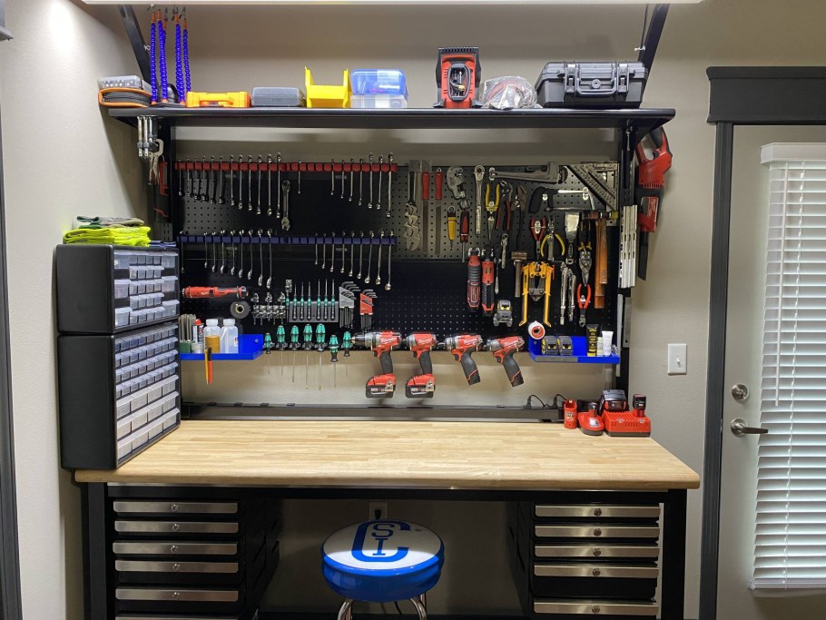 Верстак в гараж