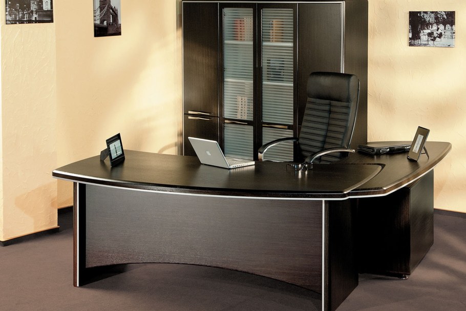 Стол руководителя