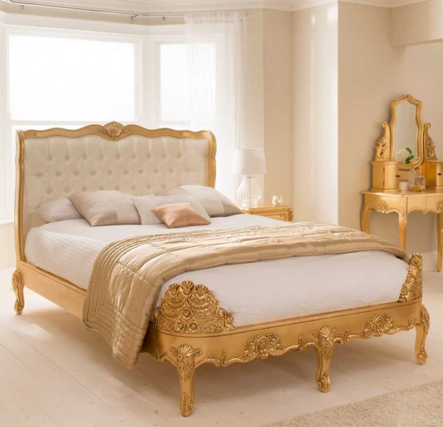 Кровать под золото