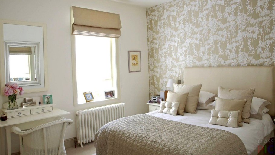 Декор спальни обои