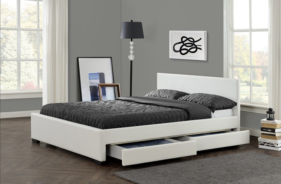 Мягкая кровать с выдвижными ящиками