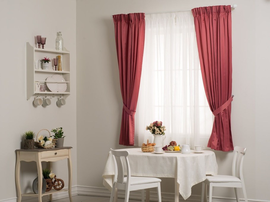 Шторы на кухню