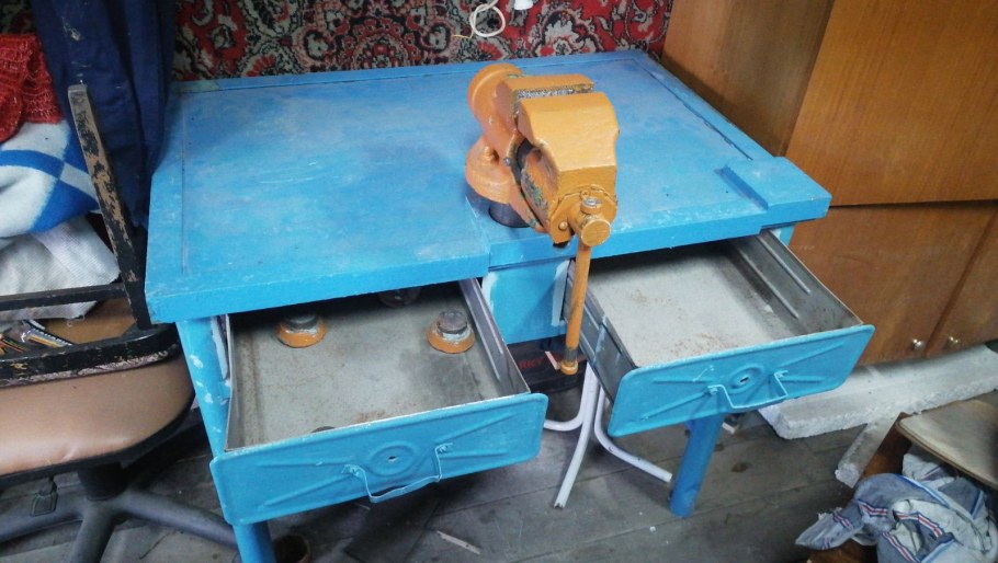 Верстак слесарный 862х670х1360 /