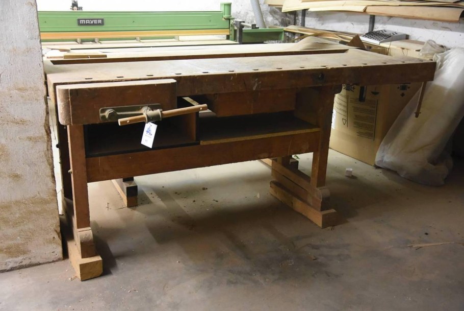 Верстак столярный школьный б/у купить