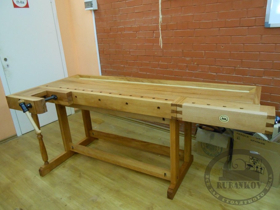 Классический столярный верстак