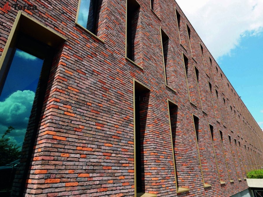 Красный кирпич Винербергер ручная формовка